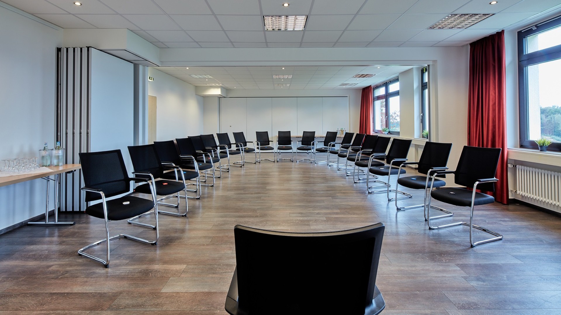 kolossaal-12-stuhlkreis-1